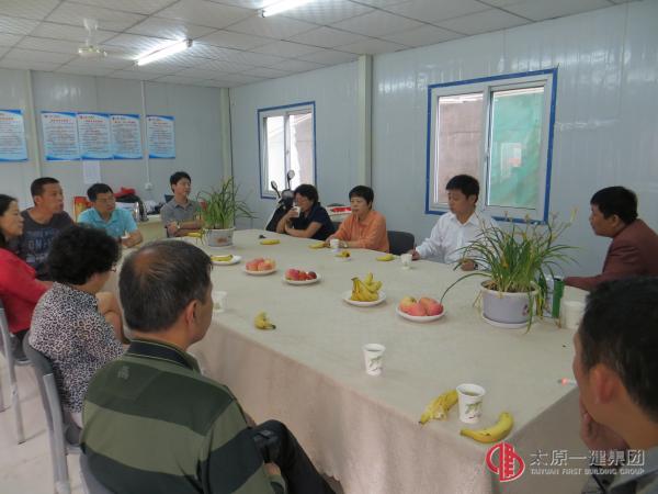 十三分公司承建太原实验二中食堂及风雨操场、卫生间工程举行奠基仪式
